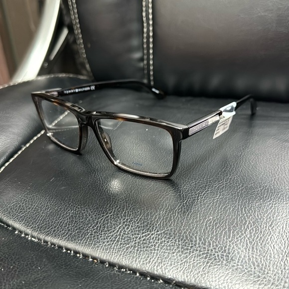Tommy Hilfiger Eyeglasses TH 1549 086 Men Brand new with tags - Picture 1 of 6